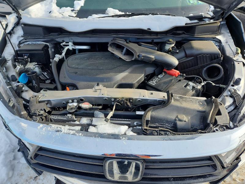 Photo 12 from auction – 2022 HONDA ODYSSEY with VIN 5FNRL6H79NB040458