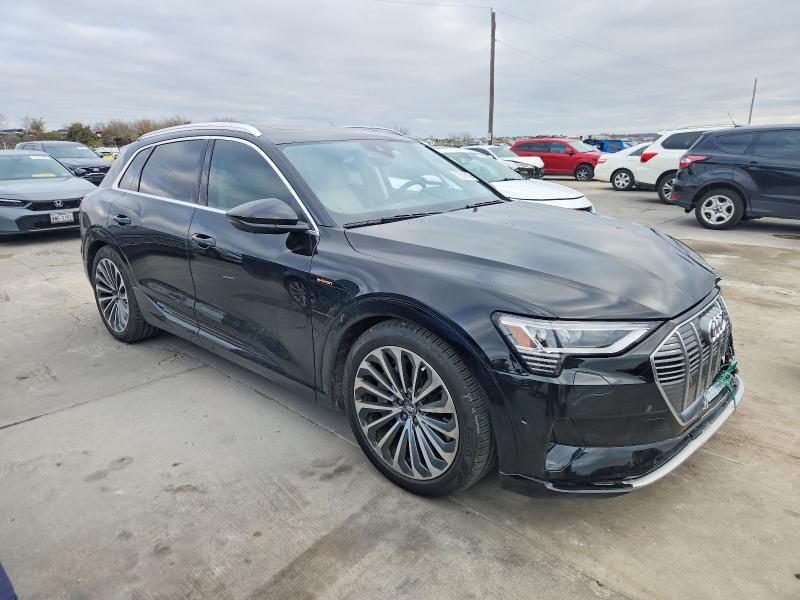 Photo 4 from auction – 2019 AUDI E-TRON PRE with VIN WA1VABGE2KB014435