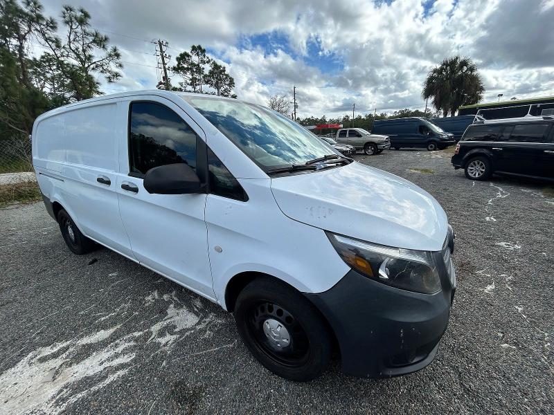 MERCEDES-BENZ METRIS 2017 with VIN WD3PG2EA5H3277285 - Photo from auction