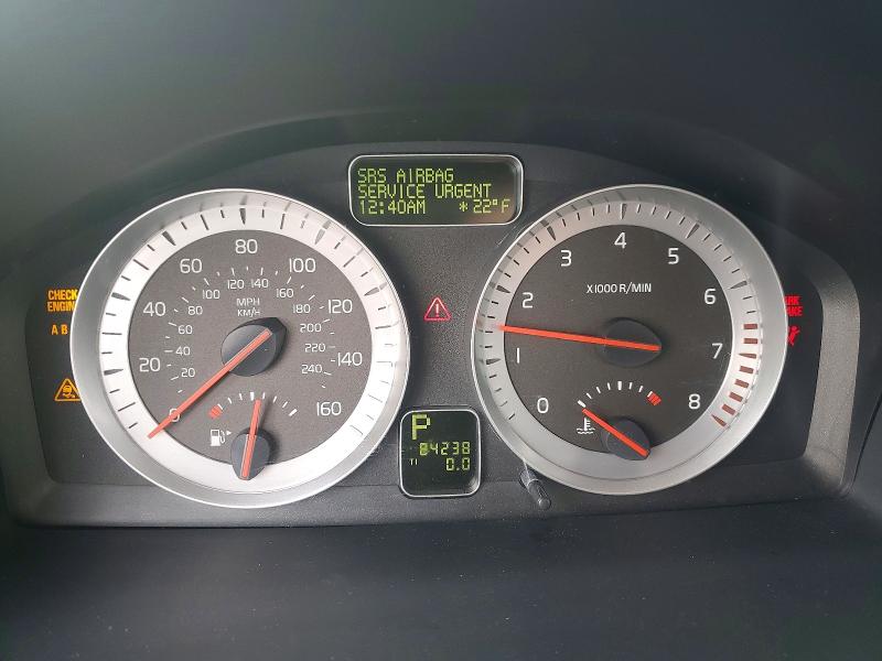 Photo 9 from auction – 2012 VOLVO C70 T5 with VIN YV1672MC5CJ124201