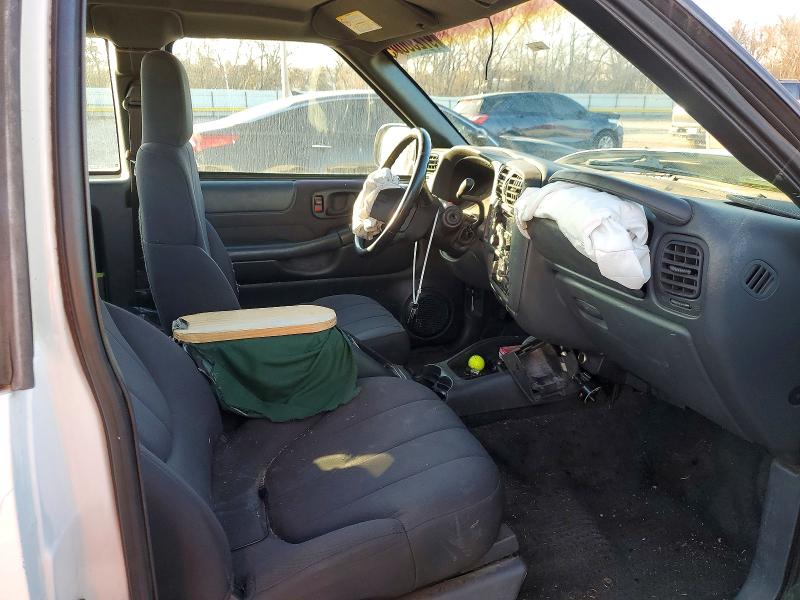 Foto 10 de la subasta – 2003 GMC SONOMA con VIN 1GTCS19X438237870