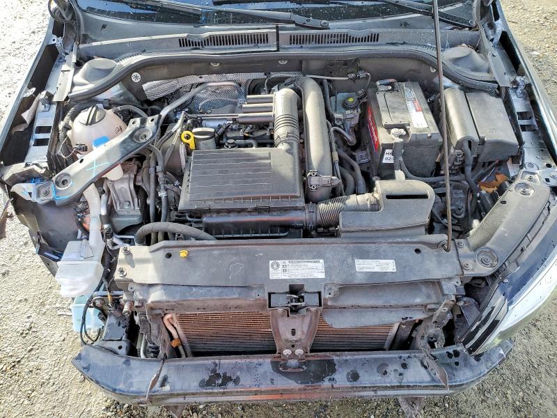 Photo 11 from auction – 2017 VOLKSWAGEN JETTA S with VIN 3VW2B7AJ8HM384408