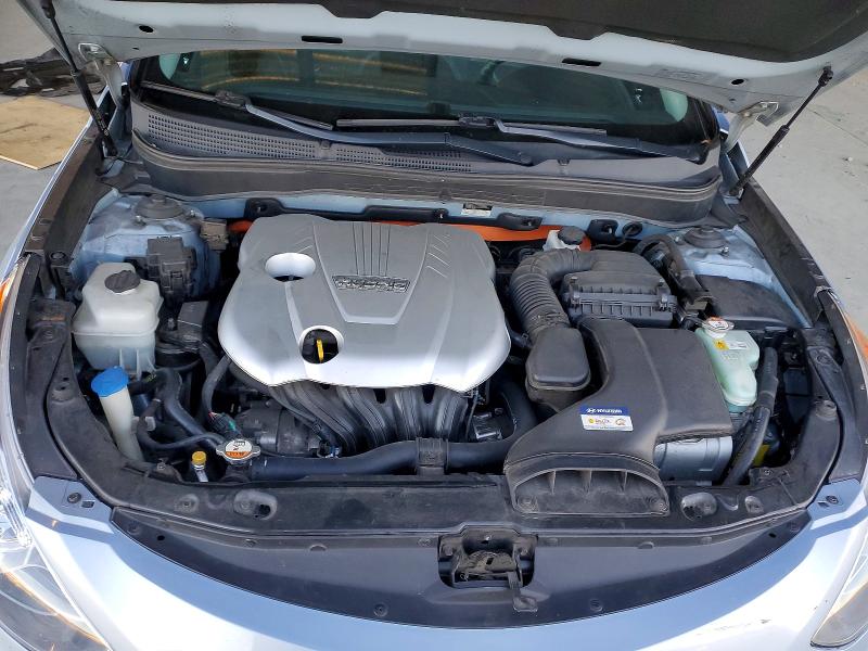 Photo 11 from auction – 2012 HYUNDAI SONATA HYB with VIN KMHEC4A45CA044558