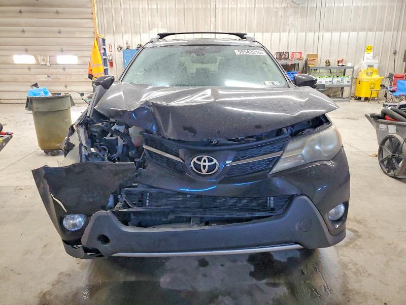Photo 5 from auction – 2014 TOYOTA RAV4 LIMIT with VIN 2T3DFREV1EW220128