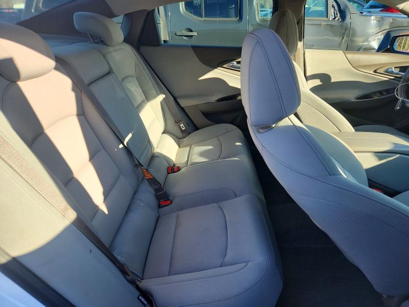 Photo 10 from auction – 2018 CHEVROLET MALIBU with VIN 1G1ZD5ST4JF271036