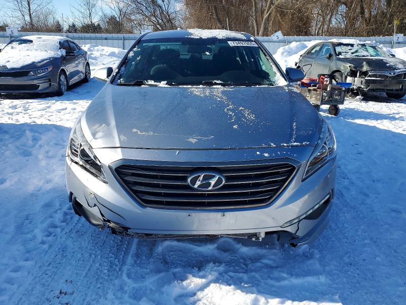 Photo 5 from auction – 2016 HYUNDAI SONATA SE with VIN 5NPE24AF9GH268682