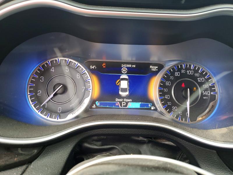 Photo 9 from auction – 2015 CHRYSLER 200 with VIN 1C3CCCCG4FN584210
