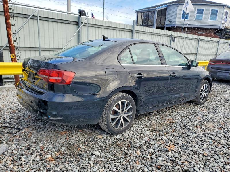Photo 3 from auction – 2017 VOLKSWAGEN JETTA SE with VIN 3VWDB7AJ1HM410422