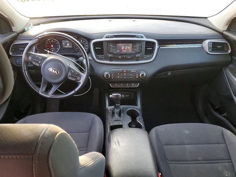 Photo 8 from auction – 2016 KIA SORENTO LX with VIN 5XYPG4A34GG025689