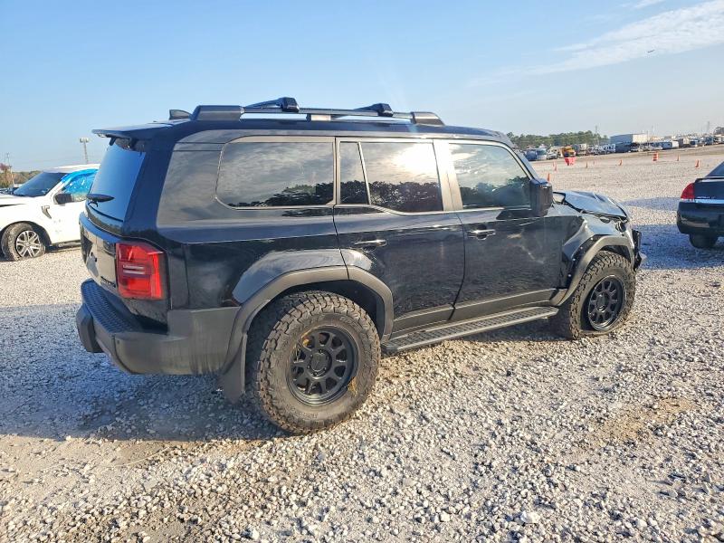 Photo 3 from auction – 2025 TOYOTA LAND CRUISER with VIN JTEABFAJ2SK040656