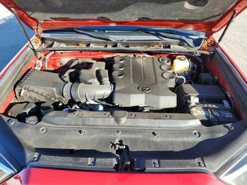Photo 11 from auction – 2022 TOYOTA 4RUNNER SR with VIN JTERU5JR1N6047835