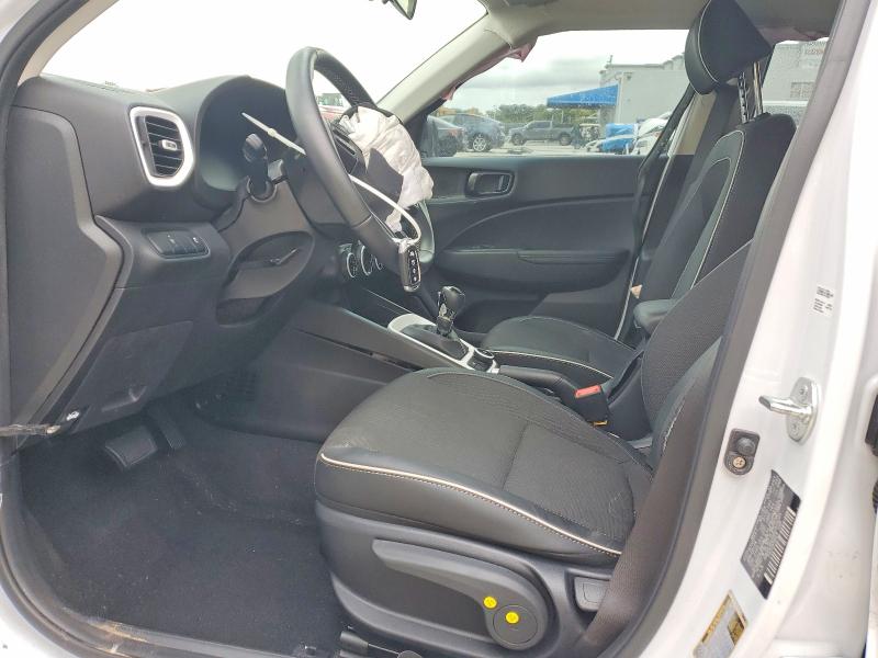 Photo 7 from auction – 2024 HYUNDAI VENUE with VIN KMHRC8A35RU324035