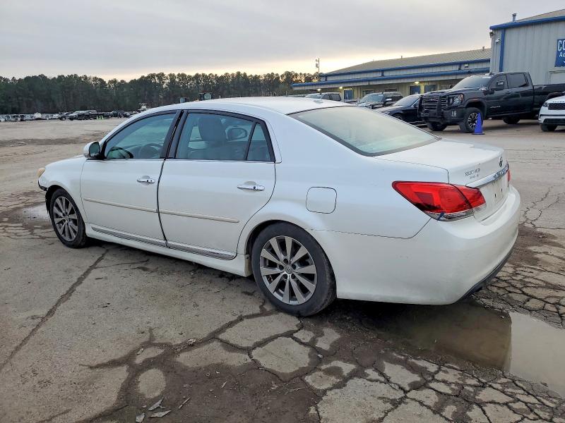 Photo 2 from auction – 2011 TOYOTA AVALON with VIN 4T1BK3DB2BU387268