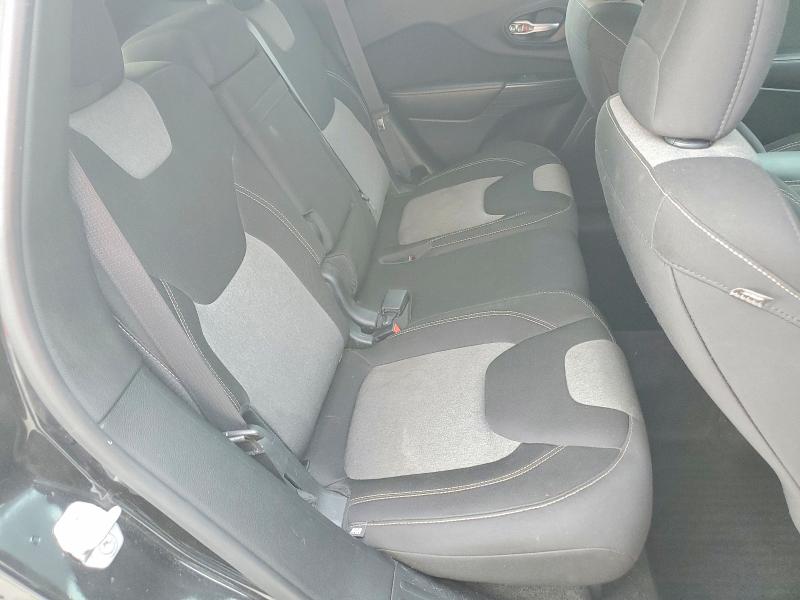 Photo 11 from auction – 2015 JEEP CHEROKEE S with VIN 1C4PJLAB4FW731856