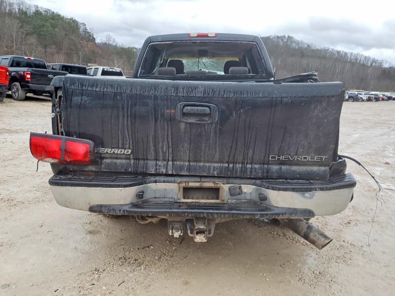 Photo 6 from auction – 2003 CHEVROLET SILVERADO with VIN 1GCHK23G03F111005