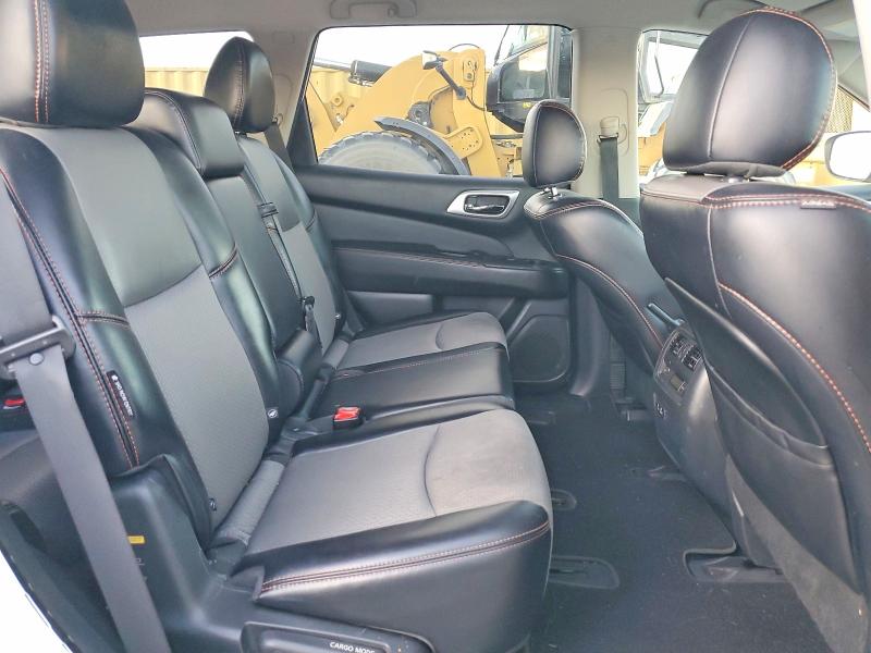Photo 11 from auction – 2019 NISSAN PATHFINDER with VIN 5N1DR2MM5KC647748