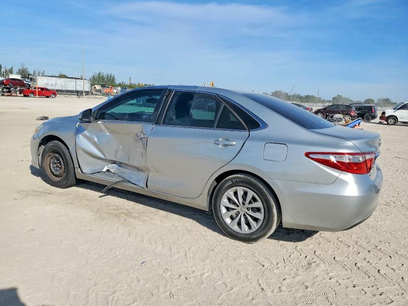 Photo 2 from auction – 2017 TOYOTA CAMRY LE with VIN 4T1BF1FK3HU649930