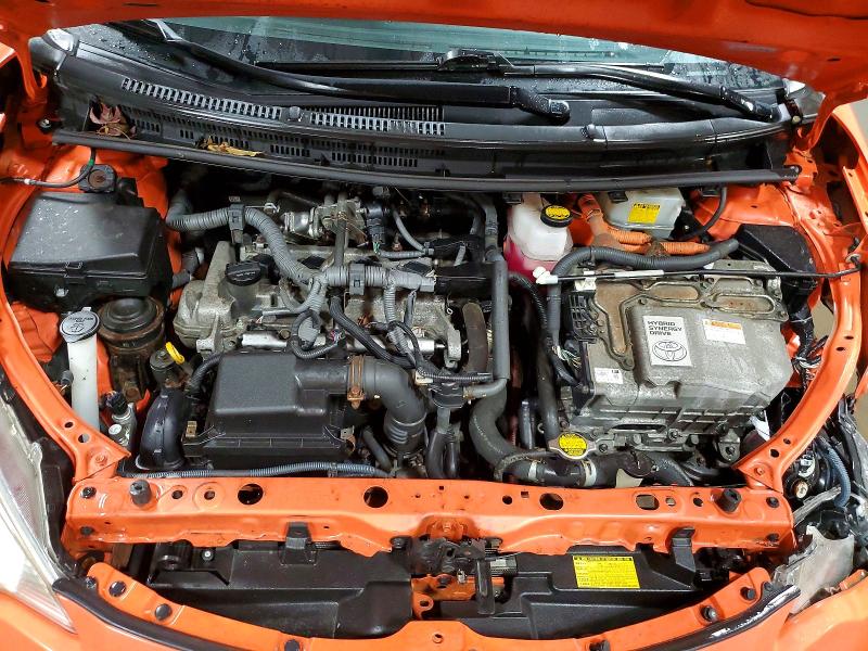 Photo 11 from auction – 2013 TOYOTA PRIUS C with VIN JTDKDTB36D1050374