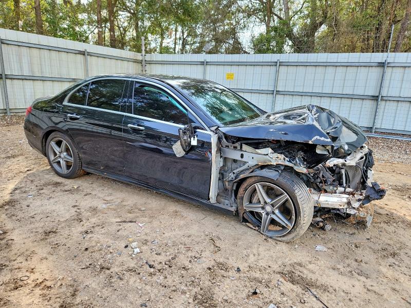 Photo 4 from auction – 2017 MERCEDES-BENZ E 300 with VIN WDDZF4JB4HA031731