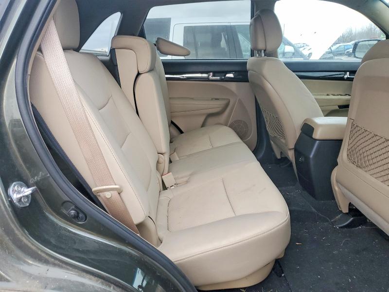 Photo 11 from auction – 2013 KIA SORENTO LX with VIN 5XYKTDA69DG312893