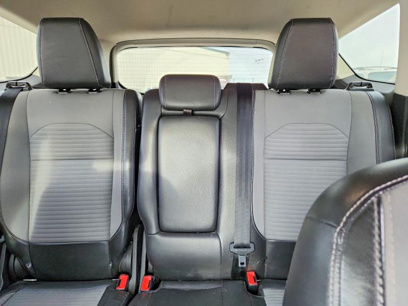 Photo 10 from auction – 2017 FORD ESCAPE SE with VIN 1FMCU9G96HUC68786