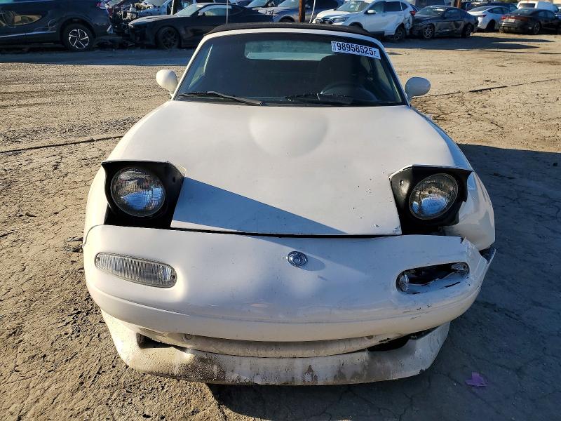 Photo 5 from auction – 1996 MAZDA MX-5 MIATA with VIN JM1NA3531T0702940