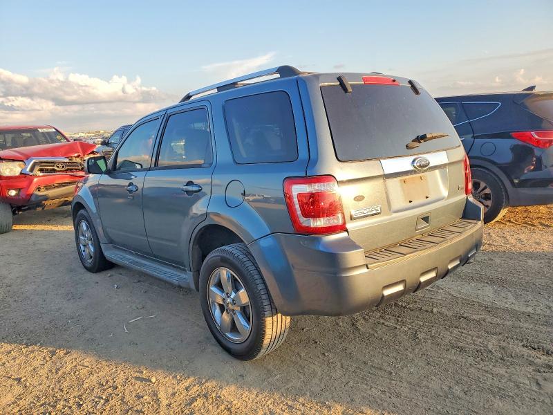 Photo 2 from auction – 2011 FORD ESCAPE LIM with VIN 1FMCU0EG3BKC37561