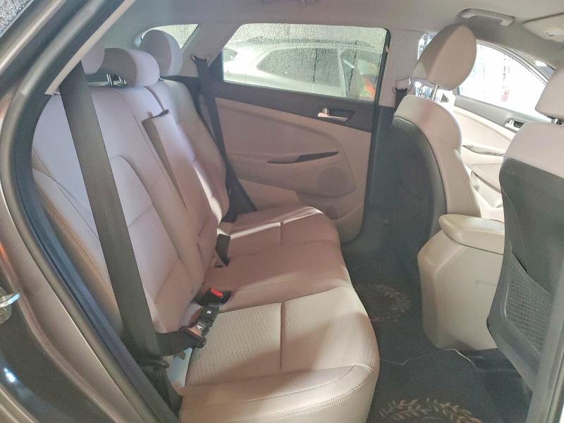 Photo 11 from auction – 2020 HYUNDAI TUCSON SE with VIN KM8J23A44LU113217