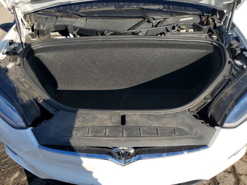 Photo 12 from auction – 2018 TESLA MODEL X with VIN 5YJXCDE25JF140586