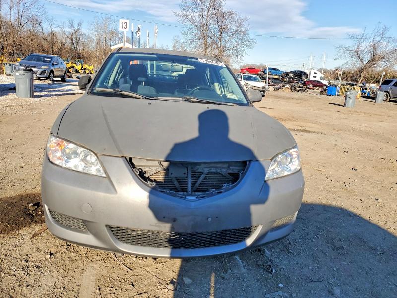 Фото 5 с аукциона – 2005 MAZDA 3 I с VIN JM1BK32FX51275592