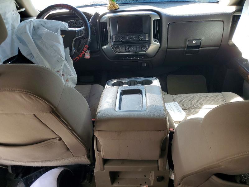 Photo 8 from auction – 2018 CHEVROLET SILVERADO with VIN 3GCUKREC7JG182036
