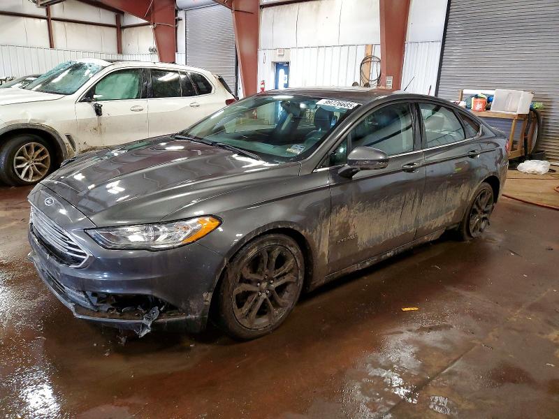 FORD FUSION SE 2018 with VIN 3FA6P0LU1JR160710 - Photo from auction