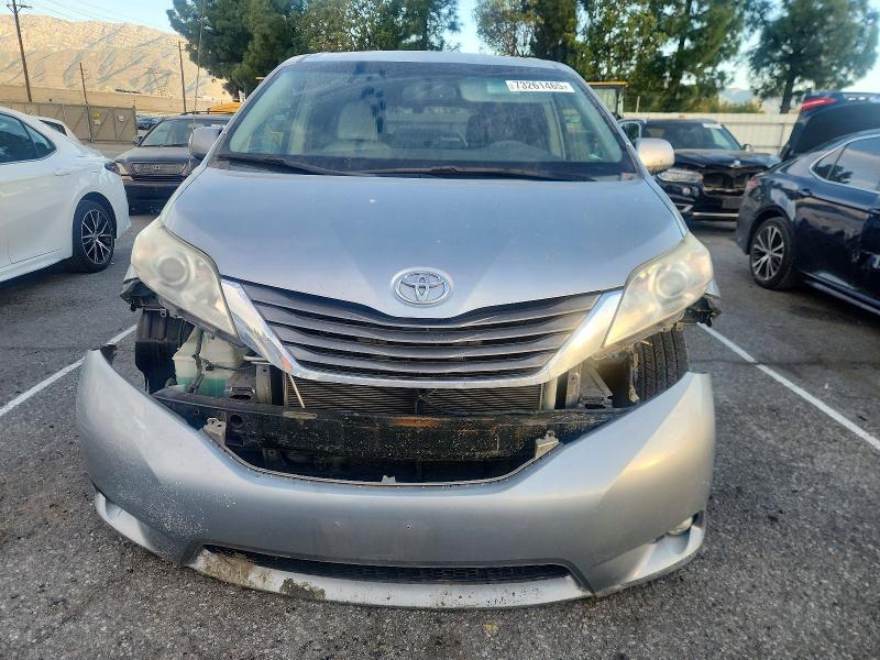 Photo 5 from auction – 2011 TOYOTA SIENNA XLE with VIN 5TDDK3DC2BS009641