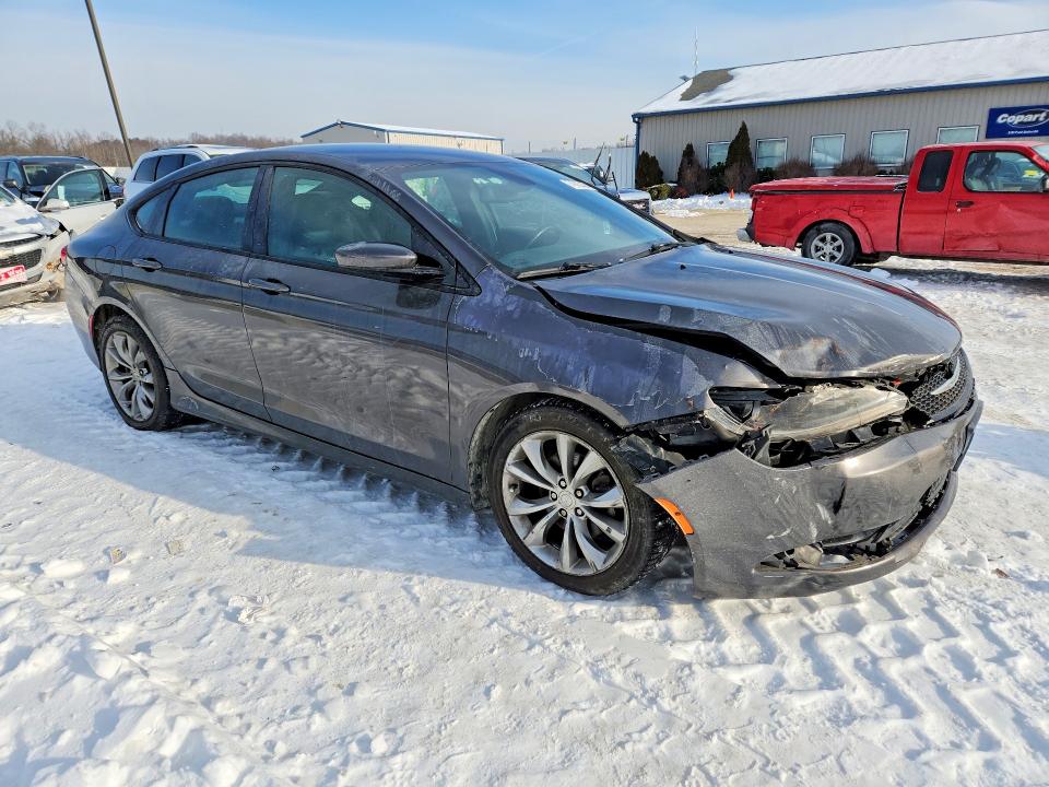 Photo 4 from auction – 2015 CHRYSLER 200 S with VIN 1C3CCCBB1FN716314