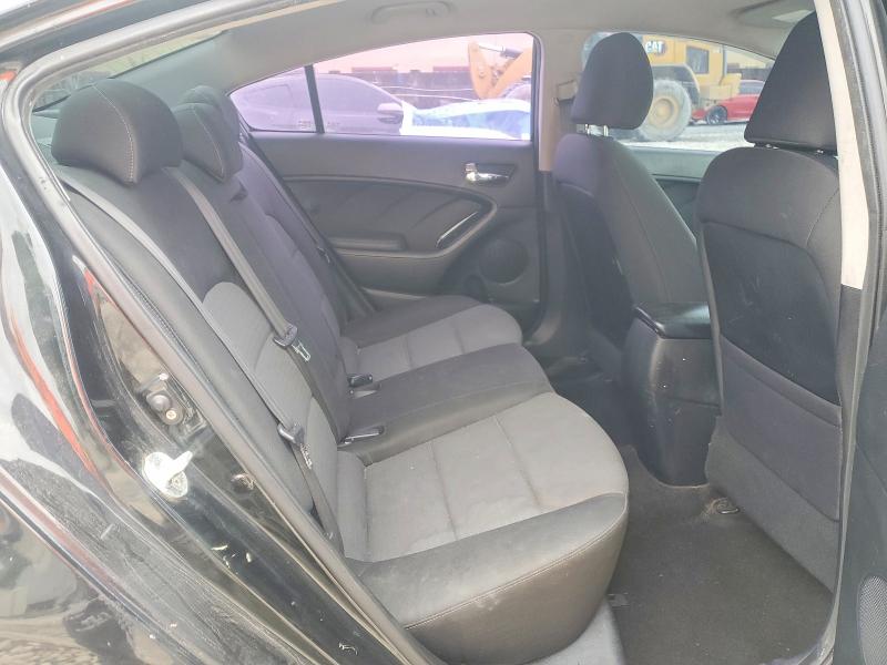 Photo 10 from auction – 2015 KIA FORTE LX with VIN KNAFX4A62F5256133