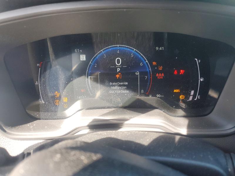 Photo 9 from auction – 2026 TOYOTA COROLLA with VIN 5YFB4MDE4TP367990