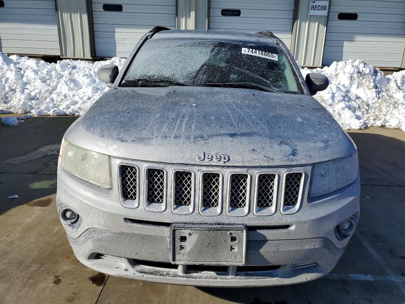Photo 5 from auction – 2016 JEEP COMPASS with VIN 1C4NJDBB9GD713409