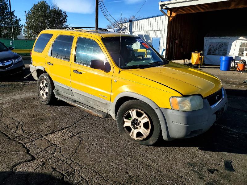 Photo 4 from auction – 2002 FORD ESCAPE XLT with VIN 1FMCU041X2KD85090