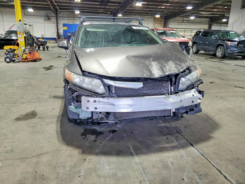 Photo 5 from auction – 2012 HONDA CIVIC with VIN 2HGFB2F83CH586580