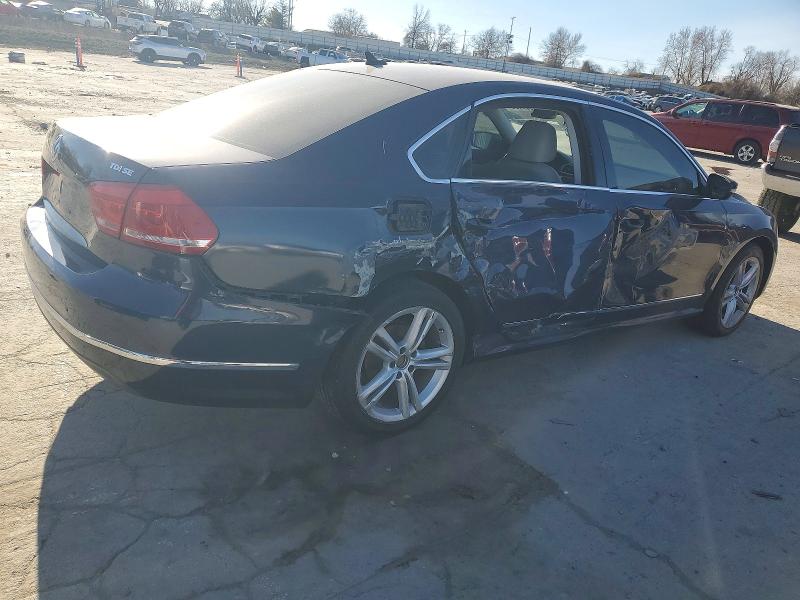 Photo 3 from auction – 2012 VOLKSWAGEN PASSAT SE with VIN 1VWBN7A30CC110378