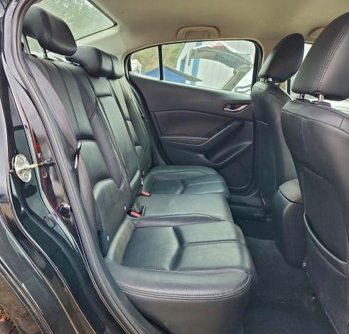 Photo 10 from auction – 2018 MAZDA 3 with VIN 3MZBN1V31JM273561