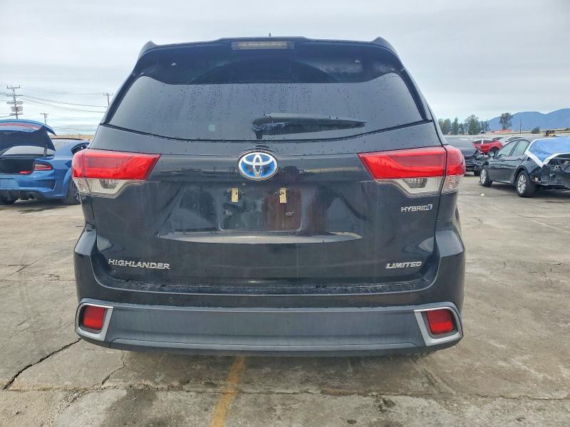 Photo 6 from auction – 2019 TOYOTA HIGHLANDER with VIN 5TDDGRFHXKS058261