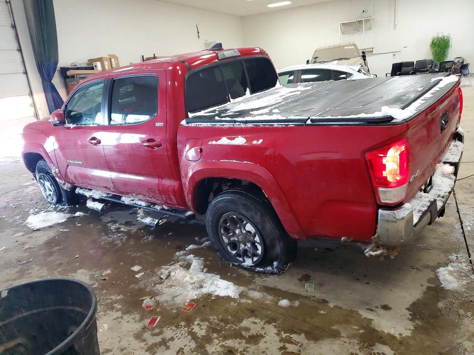 Photo 2 from auction – 2017 TOYOTA TACOMA DOU with VIN 3TMCZ5AN9HM082684