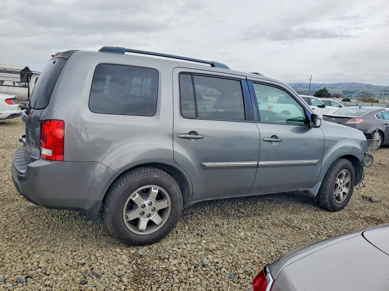 Photo 3 from auction – 2009 HONDA PILOT TOUR with VIN 5FNYF48929B048464
