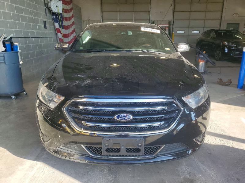 Photo 5 from auction – 2014 FORD TAURUS LIM with VIN 1FAHP2F89EG119144