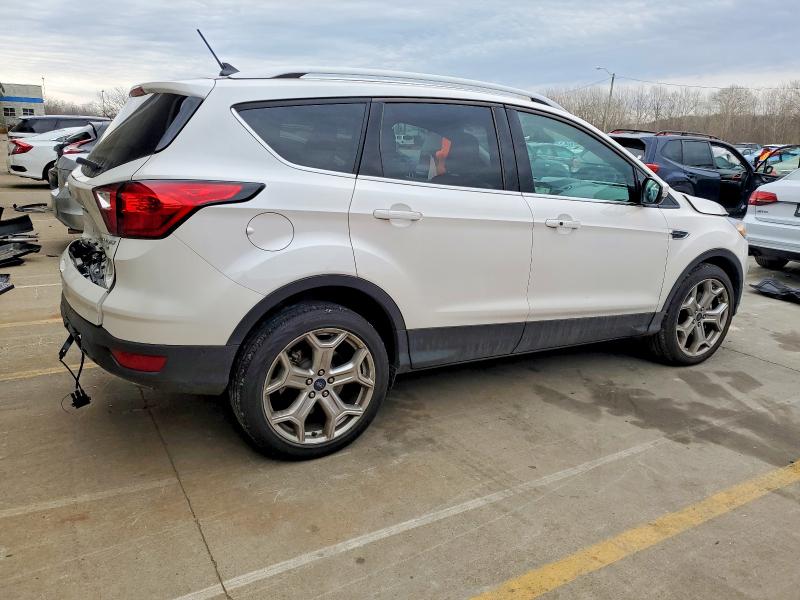 Photo 3 from auction – 2019 FORD ESCAPE TIT with VIN 1FMCU0J96KUC45648