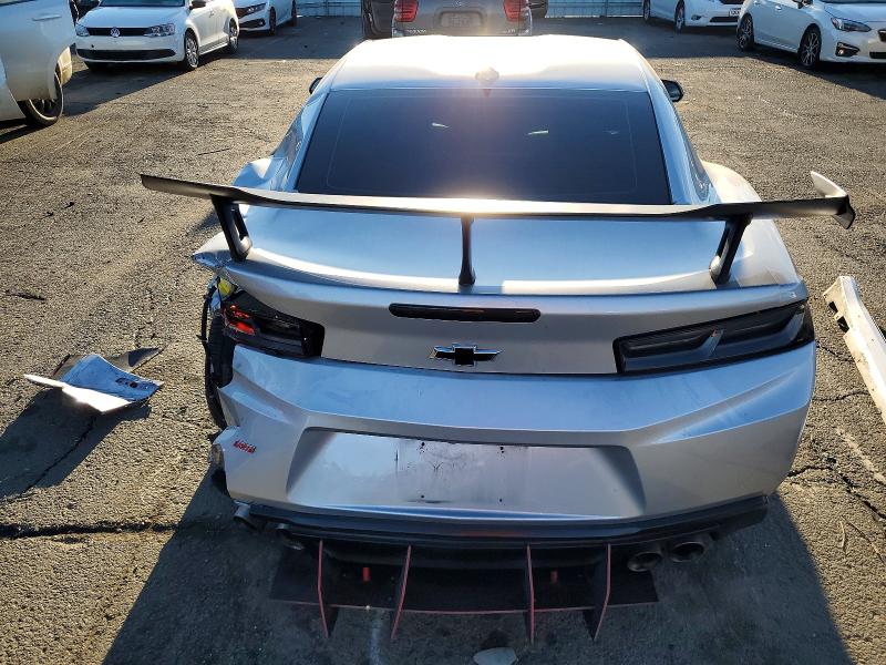 Photo 6 from auction – 2018 CHEVROLET CAMARO LT with VIN 1G1FD1RS0J0185301