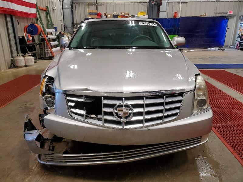 Photo 5 from auction – 2006 CADILLAC DTS with VIN 1G6KD57YX6U106286