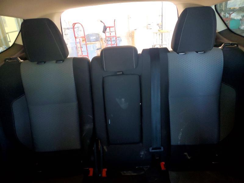 Photo 10 from auction – 2019 FORD ESCAPE SE with VIN 1FMCU0GD8KUB06875