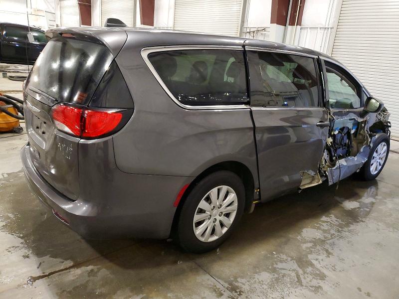Photo 3 from auction – 2020 CHRYSLER VOYAGER L with VIN 2C4RC1AG0LR282182